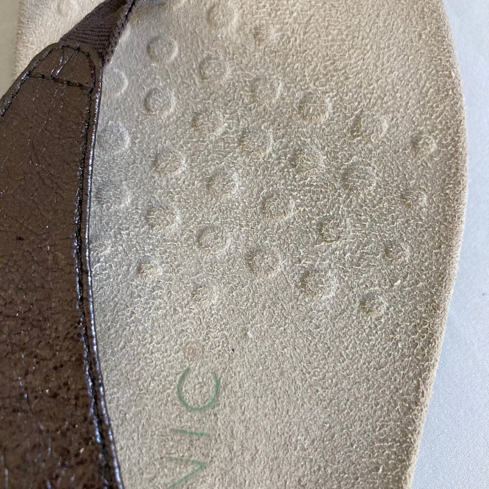 Vionic Kirra Sandals Metallic Bronze Thongs Orthopedic Flats Slingback, size 7.5 - Picture 11 of 11